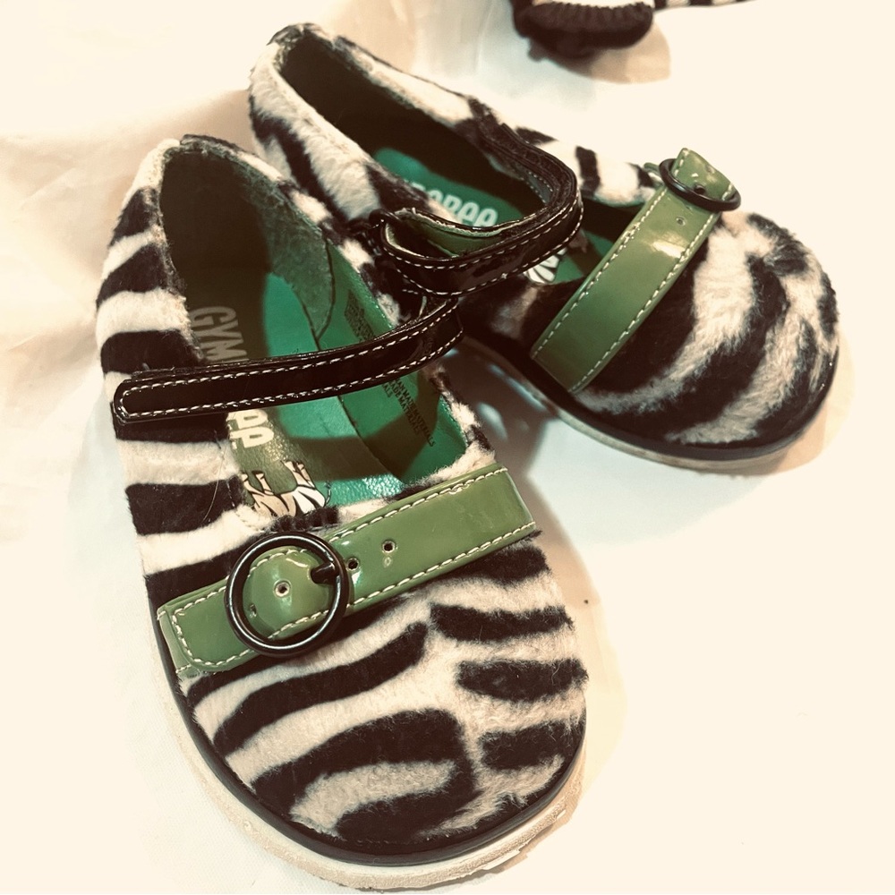 Vintage Gymboree Toddler Girl’s Shoes Size 4 Mod Zebra Furry Mary Jane